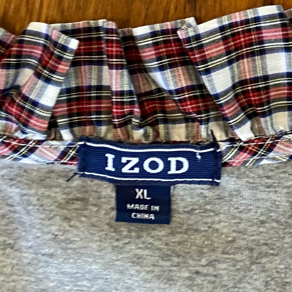 Izod Super Soft Stretch V-Neck Tunic, Plaid Ruffle Detail, Perfect to Layer, XL - Picture 2 of 5